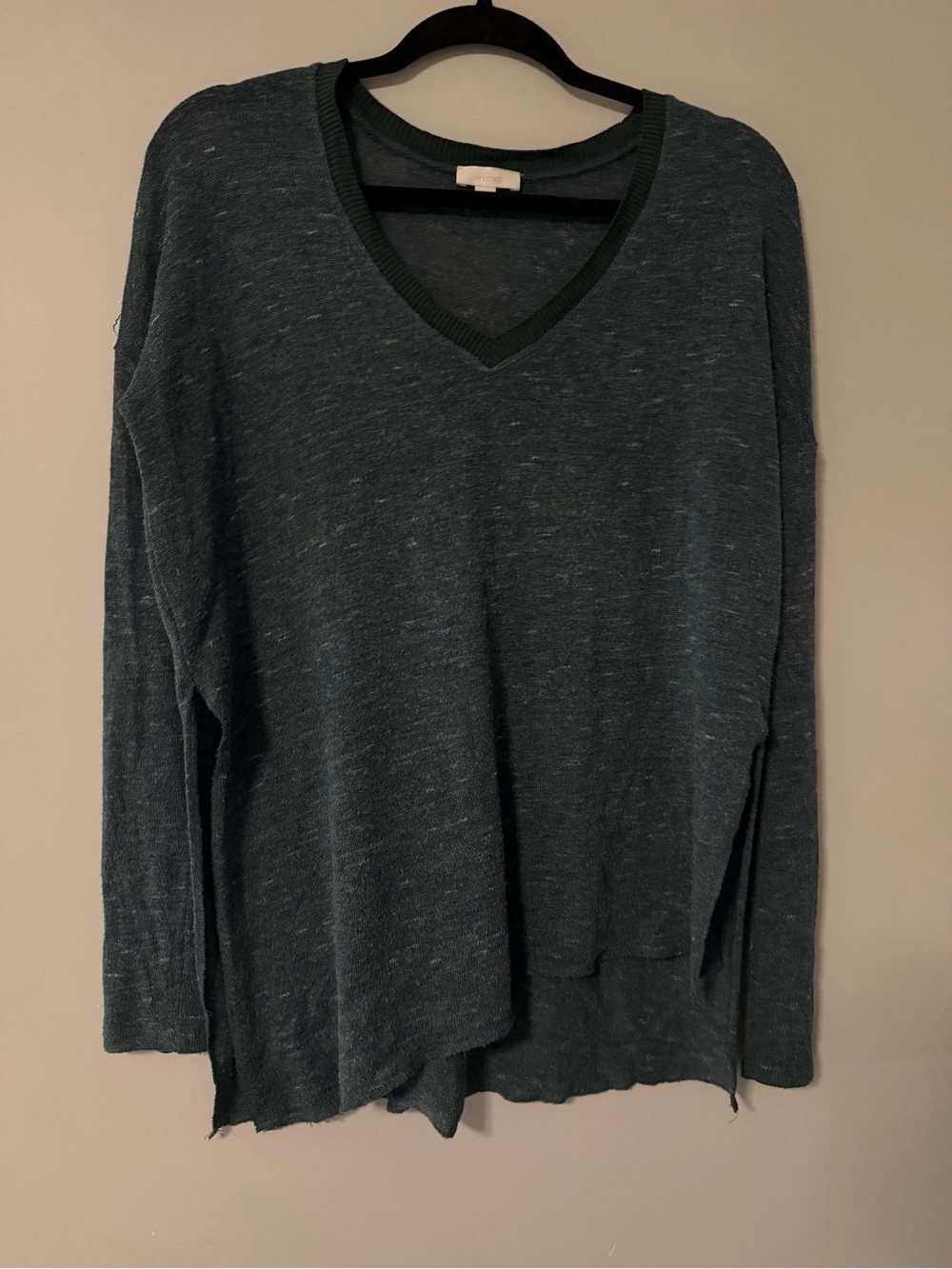 Wilfred Women's V-Neck Sweater in Deep Marled Green